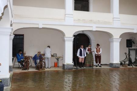 PRAZNIK TRENJA IN PREDENJA LANU 11